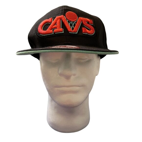 Cleveland Cavs Hardwood Classics New Era 9Fifty Snapback Hat Black - Picture 1 of 8